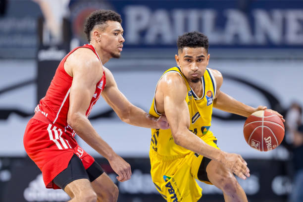 场比赛的亮 场比赛的亮