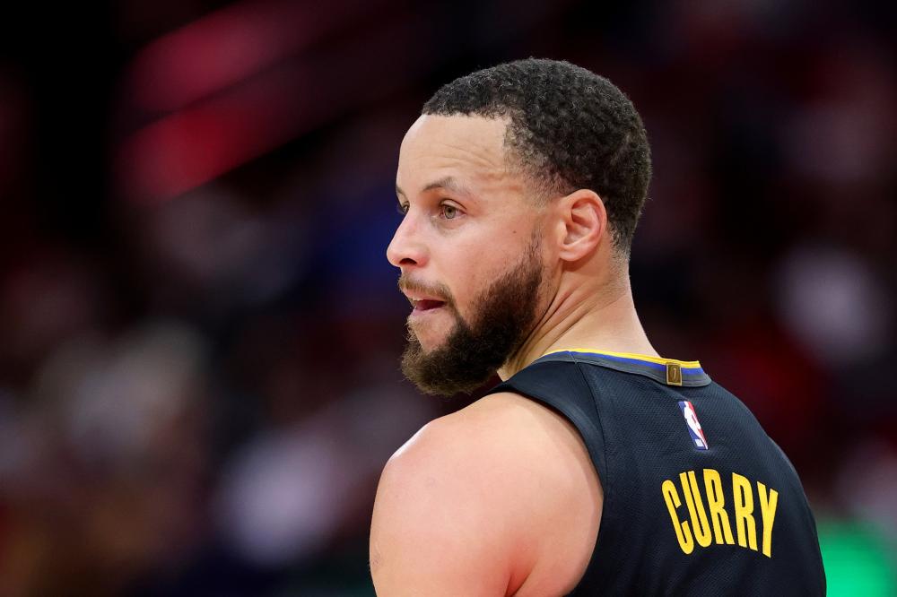 至显露出几 至显露出几