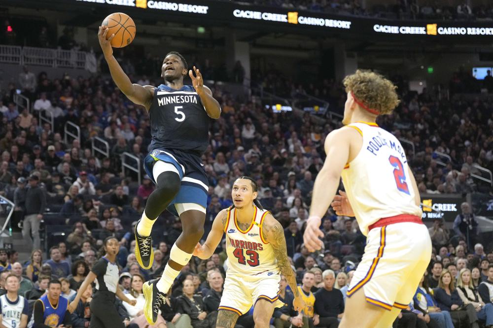 他仍在绿茵 他仍在绿茵